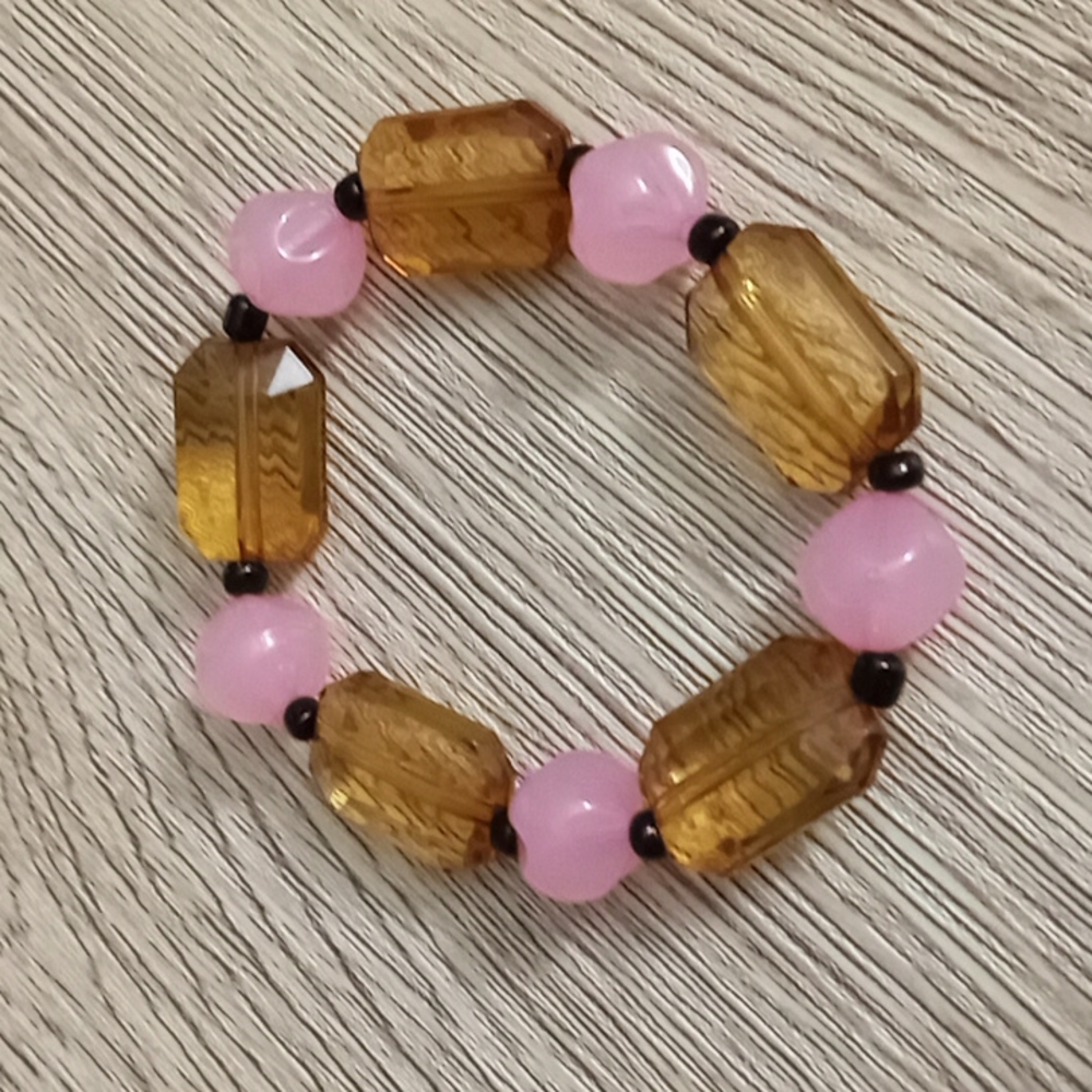 Hand Crafted New Golden brown crystal and pink beaded bracelet